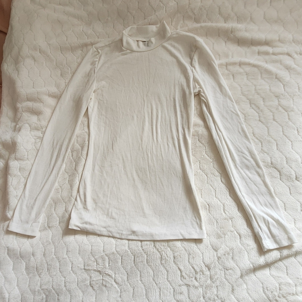 Shein White Long Sleeve Tee/Top